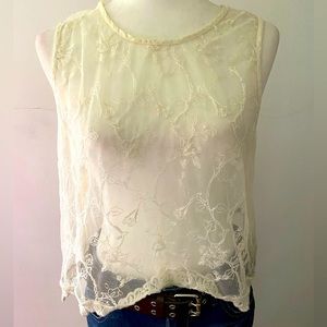 13) Women’s Ivory Cream Lace Sleeveless Camisole Top